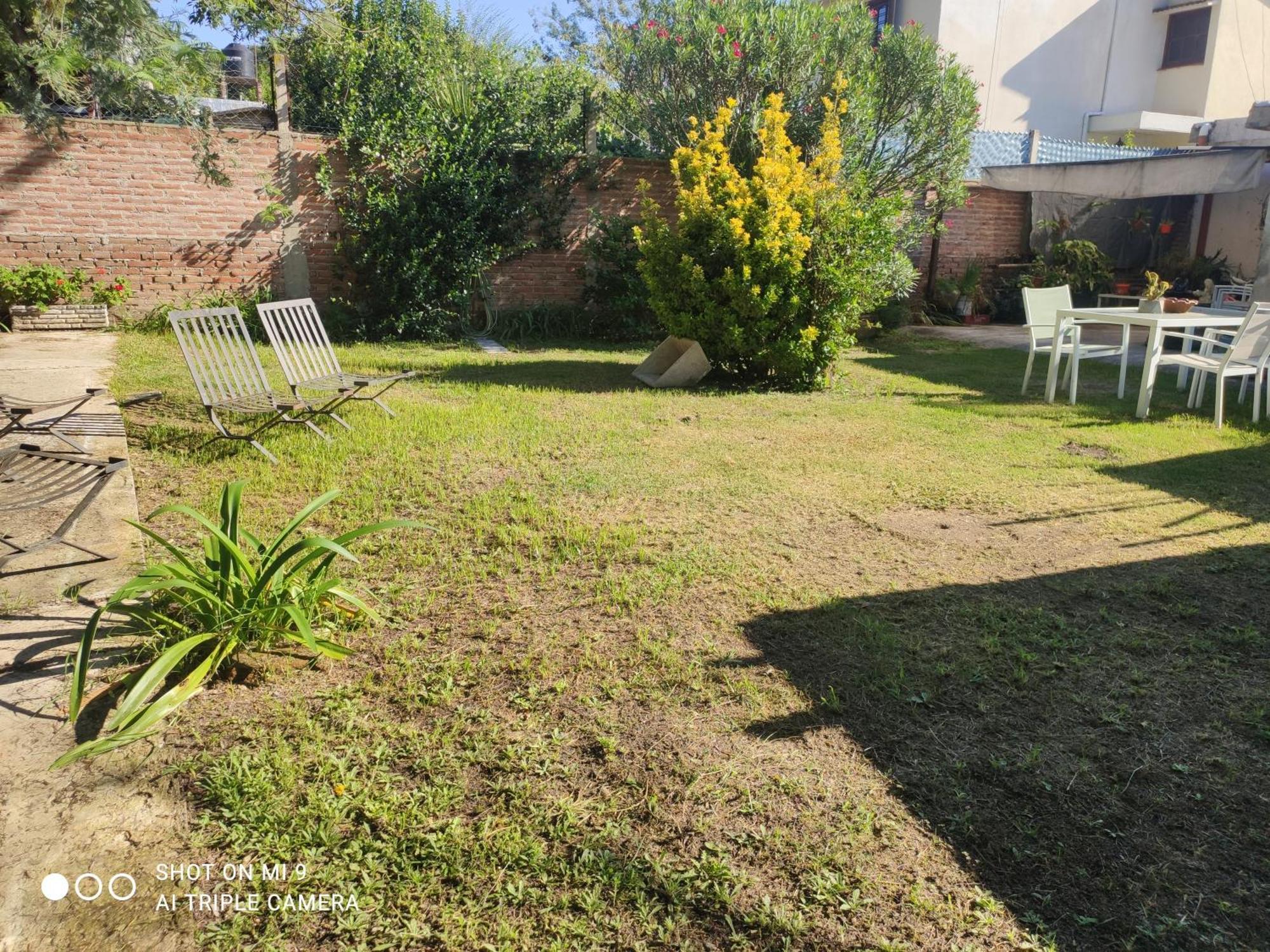 Сasa de vacaciones Casa Con Jardin *